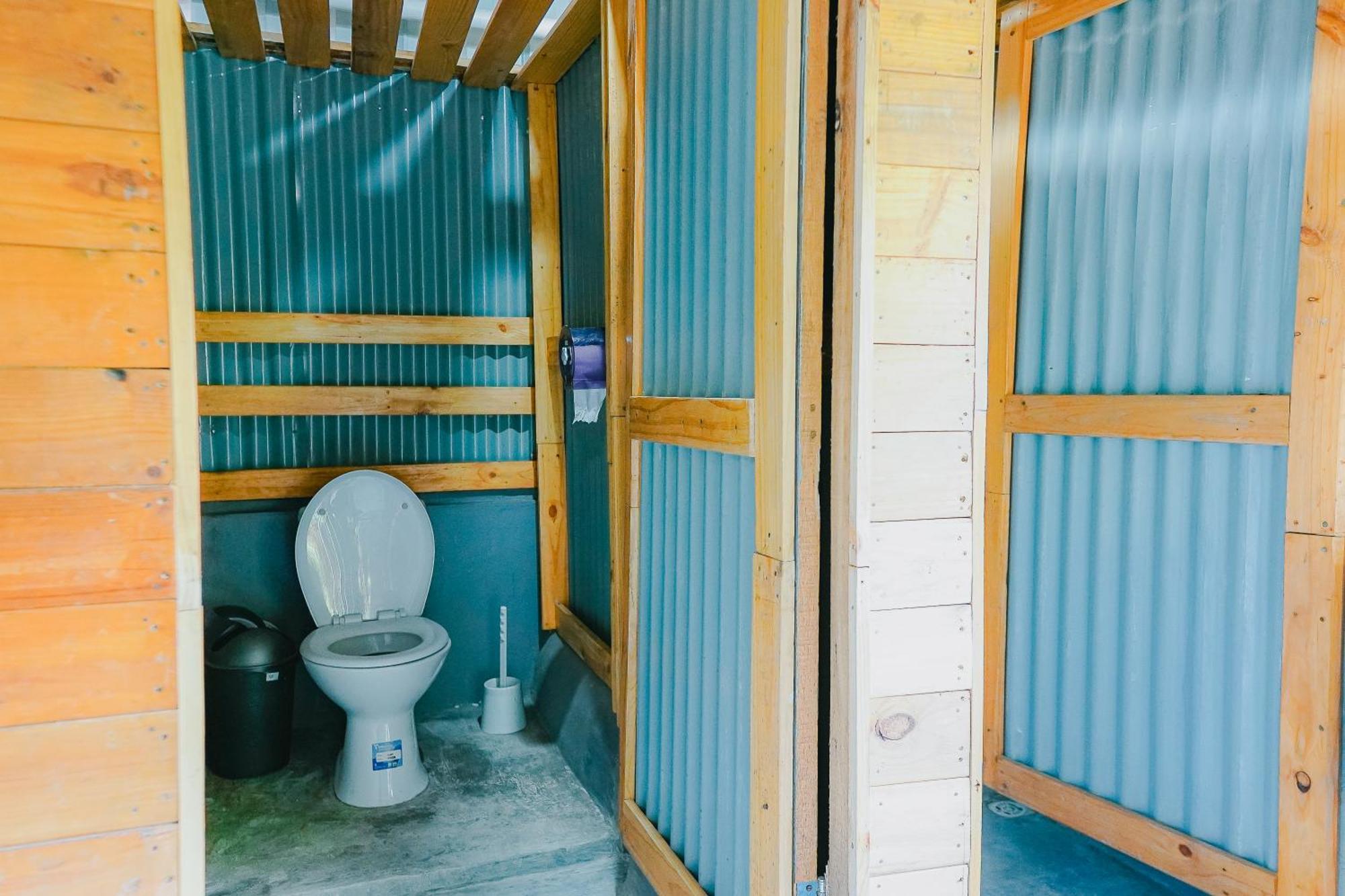 Kokos Hostel Padang City Luaran gambar